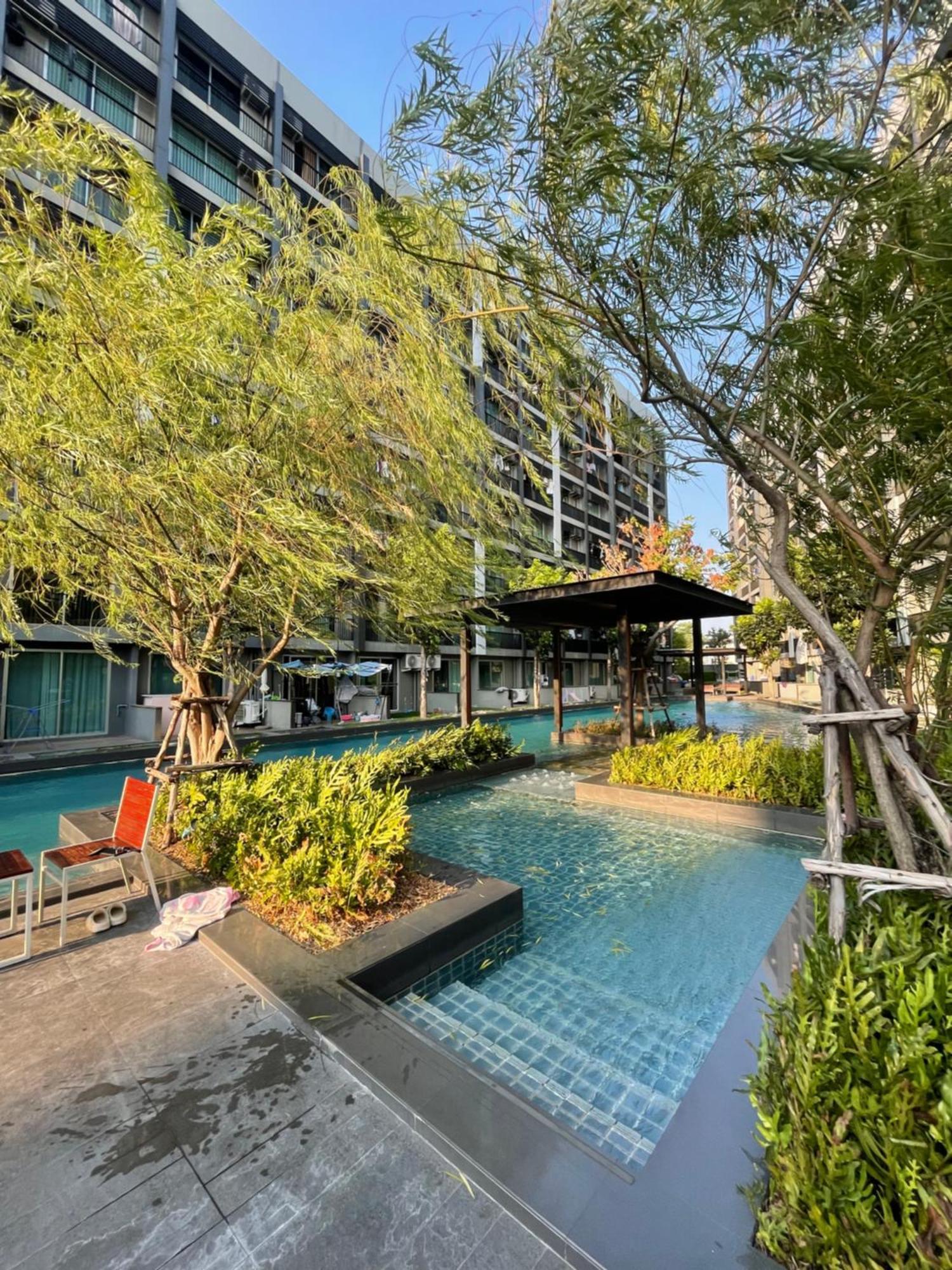 Luxury Condominium Sukhumvit 77 Bangkok Buitenkant foto